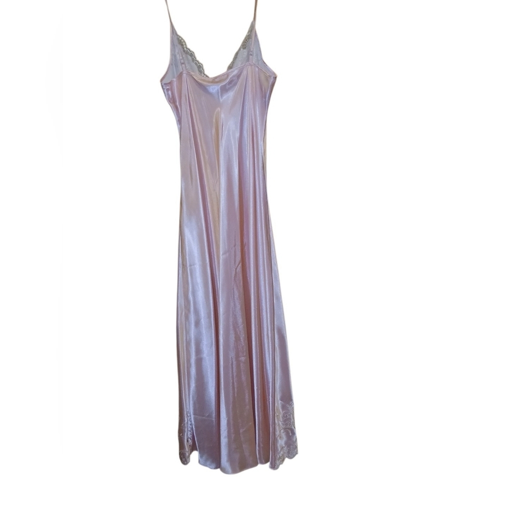 Madison Studio Intimates Vintage Elegant Pink Satin Nightgown NWT